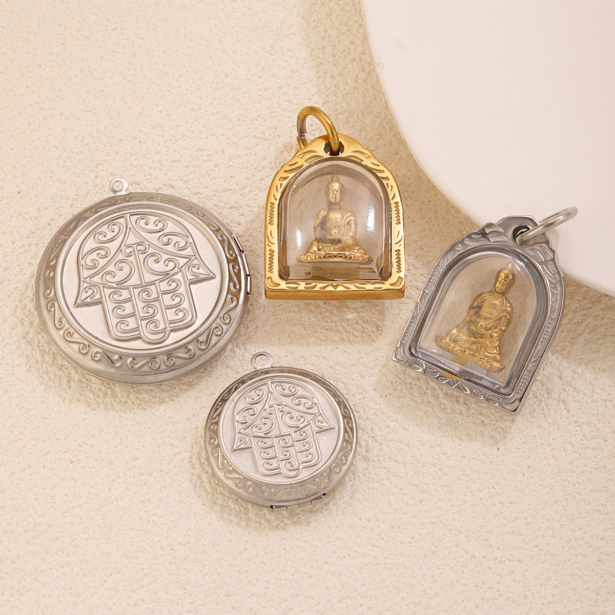 1/2 Buah Liontin Bingkai Foto  - Men Accessories Photos ulasan dan harga