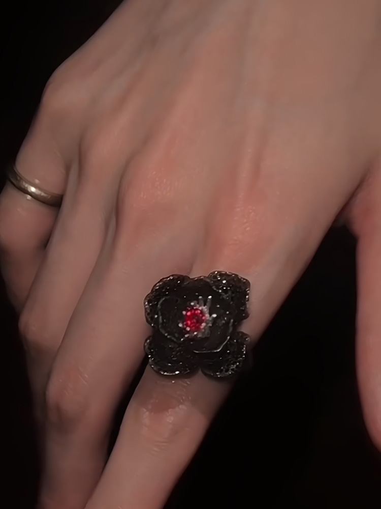 Cincin Antik Motif Bunga Merah - Men'S Victorian Accessories ulasan dan harga
