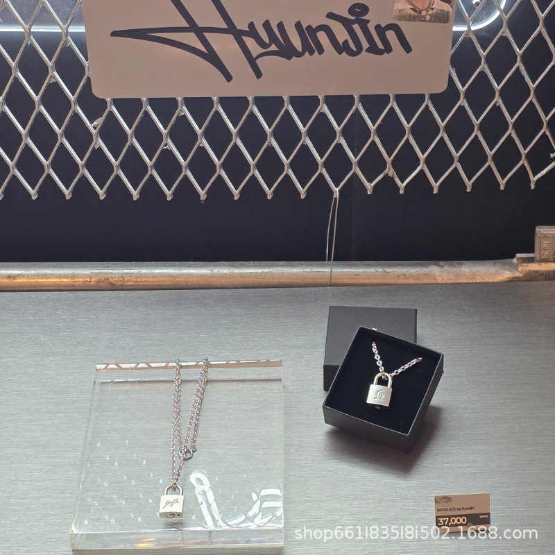 Kalung Kunci Logam Kreatif Yan - Mens Accessories Style ulasan dan harga