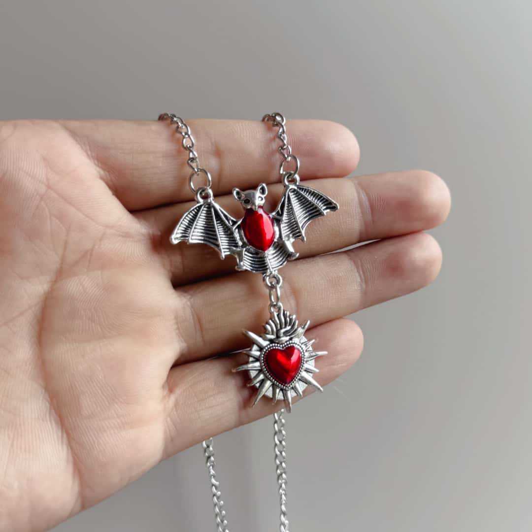 Kalung Kelelawar Hati Berduri, - Men'S Victorian Accessories ulasan dan harga